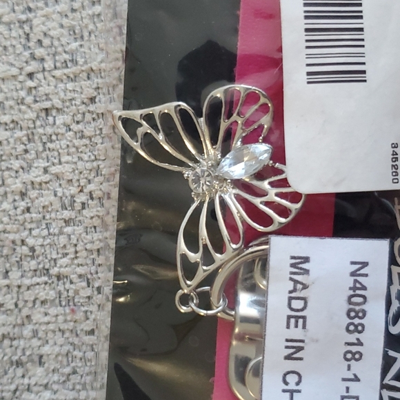 Dolls Kill Butterfly choker - Picture 4 of 5